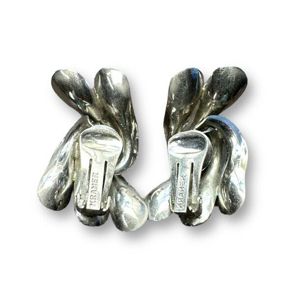 Vintage Kramer Clip-On Earrings Art Deco Textured Silver Plated - Picture 7 of 8